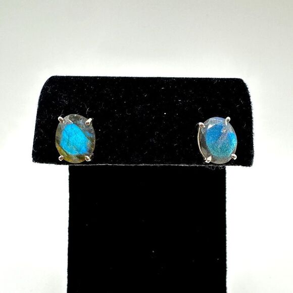 NWOT 8x10mm faceted labradorite stud earrings in sterling silver! - Picture 1 of 13
